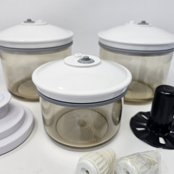 Food Storage Container Set with White Lids - Picture 3 of 15